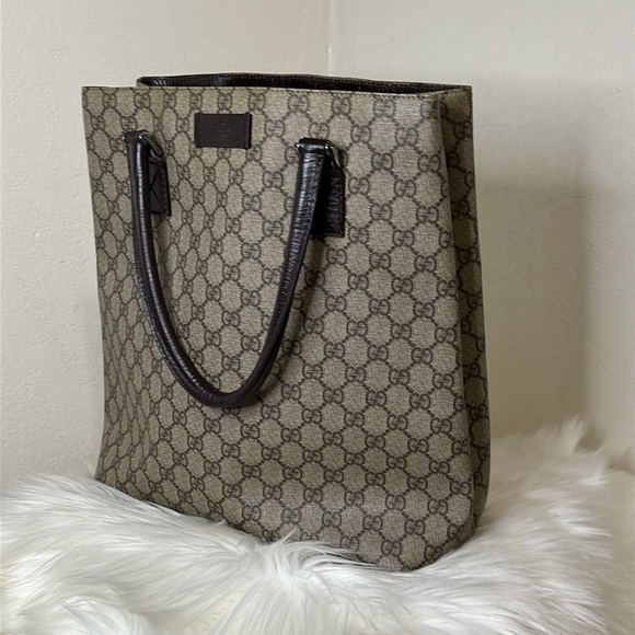 💯Authentic Gucci Tote Handbag🍀 - Picture 17 of 17